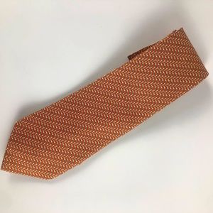 Hermès Orange Silk Pattern Tie